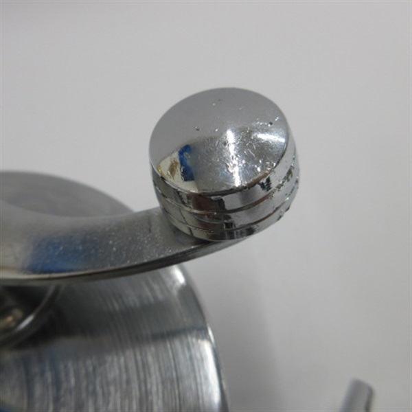 片軸リールシルバー